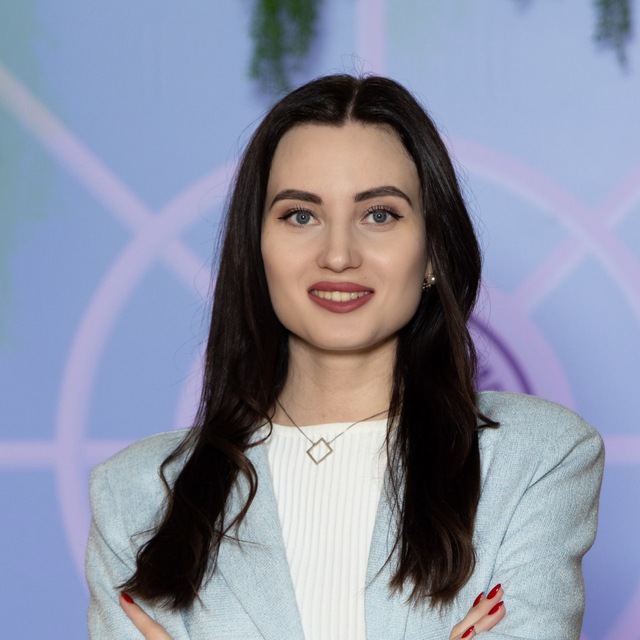 Никоварж Наталья Викторовна