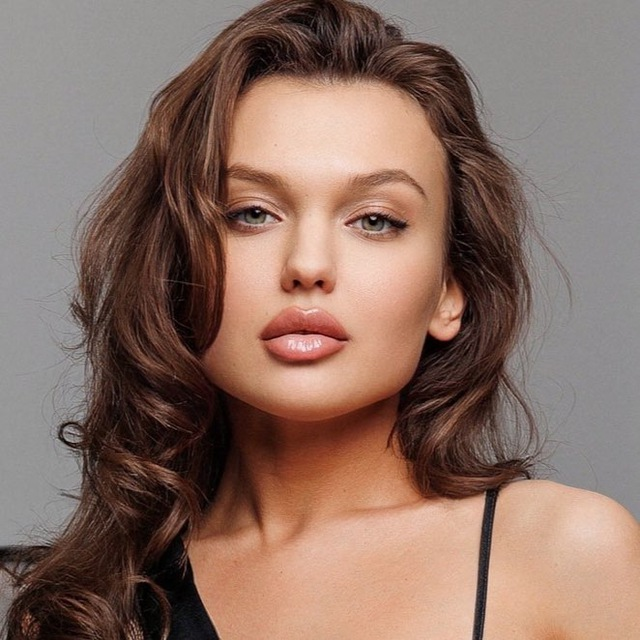 Миронова(Перевалова) Екатерина Олеговна