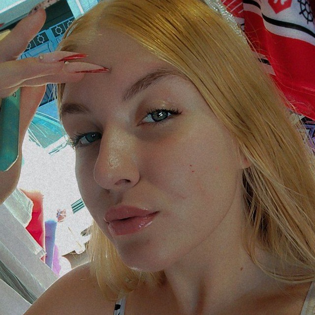 Назола Злата Максимовна